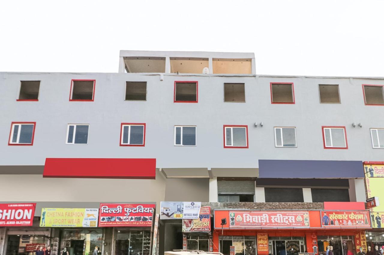 Townhall Bhiwadi Exteriér fotografie